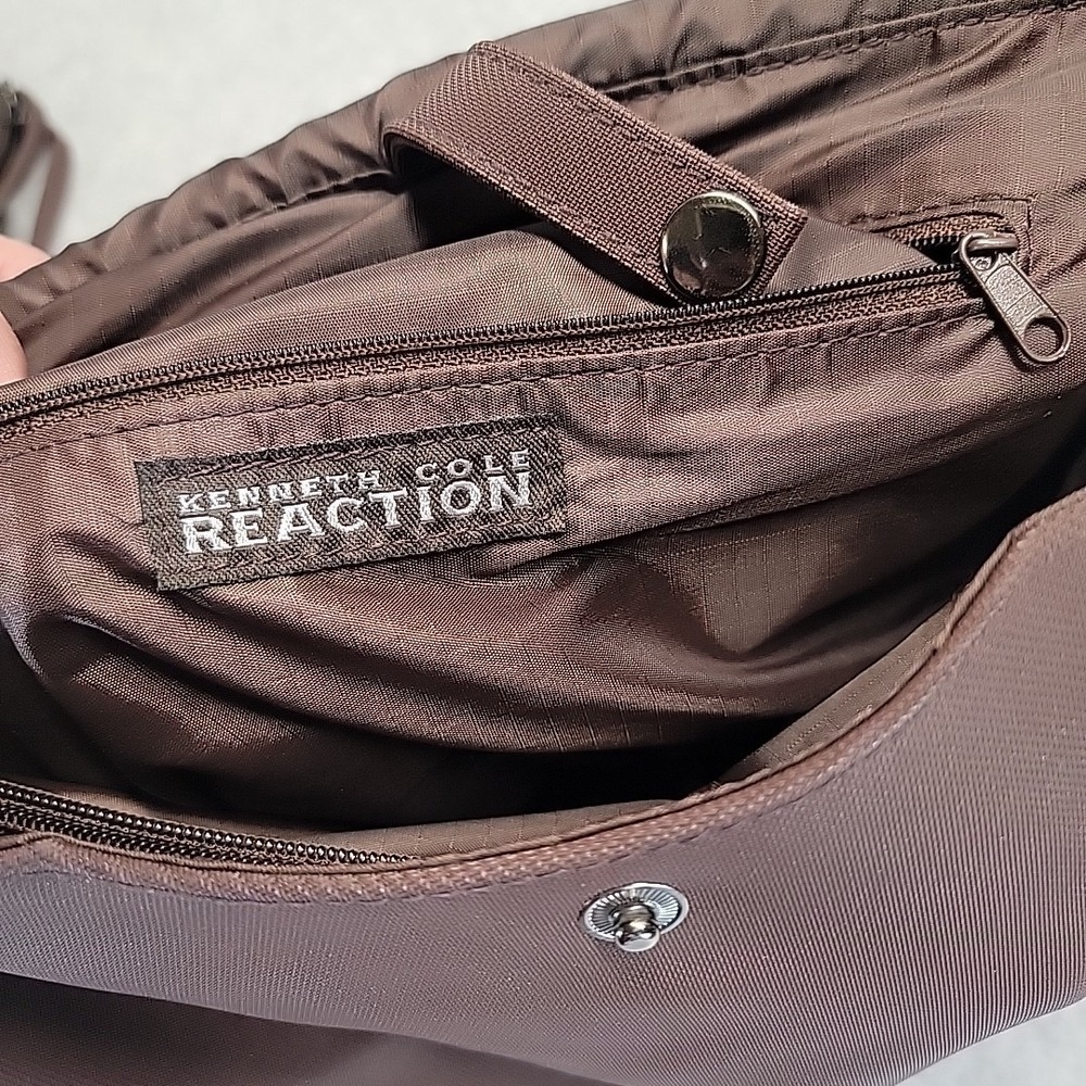 Kenneth Cole Reaction crossbody bag Brown with Small‎ Purse - Picture 10 of 16